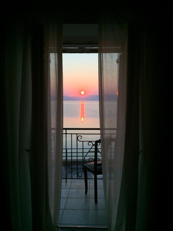 Meliti Guesthouse อากราตา ห้อง รูปภาพ